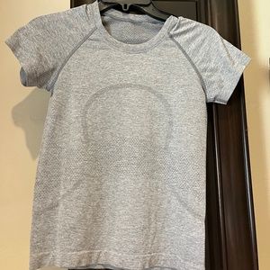 Lululemon swiftly tech - perfect condition!